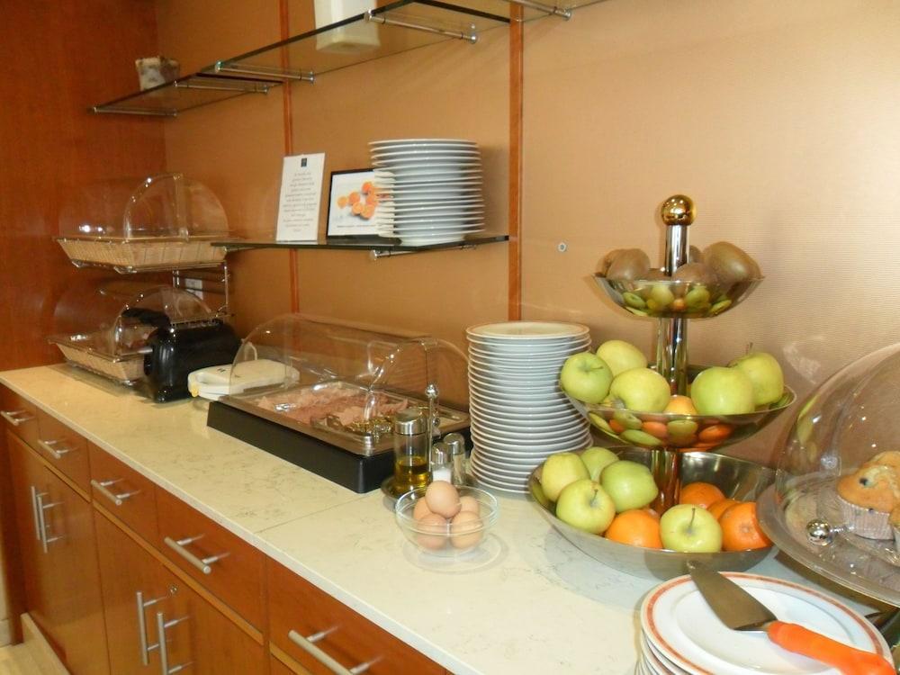 Hotel Riviera Сеґрате Екстер'єр фото